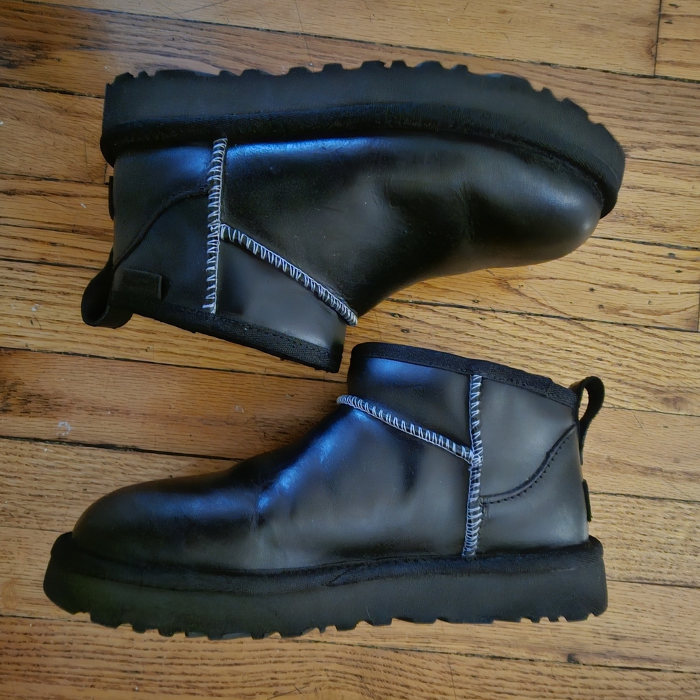UGG Women's Classic Ultra Mini Leather Regenerative Booties